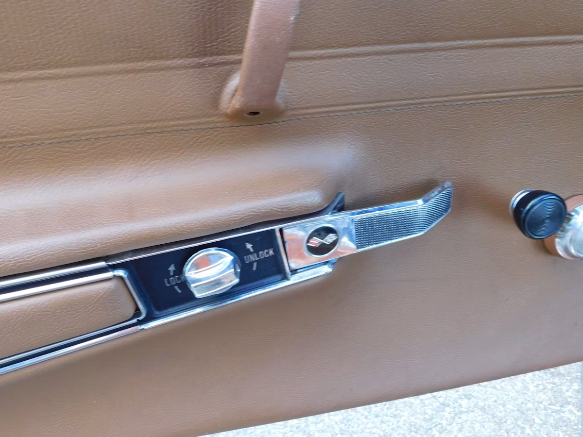 1972 Chevrolet Corvette Coupe 4-Speed thumbnail 19