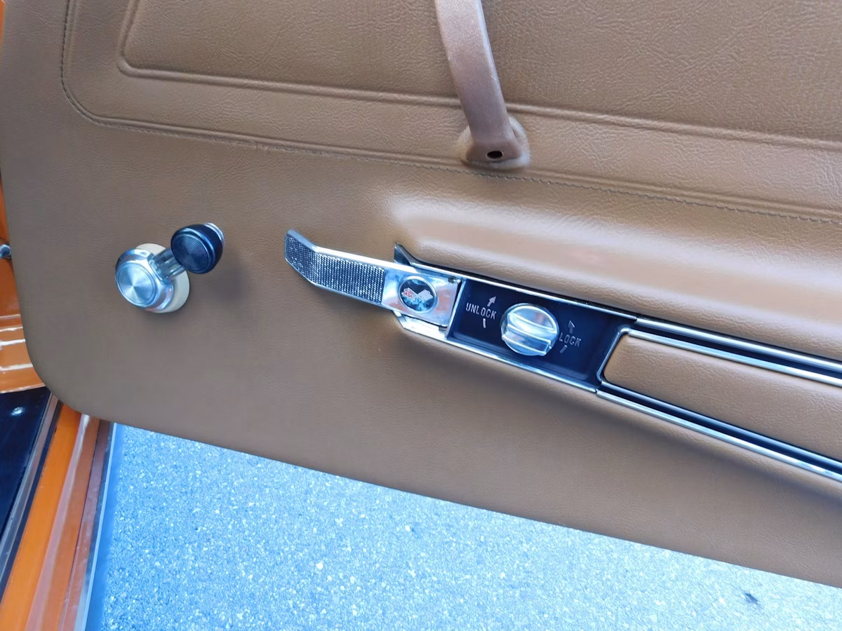 1972 Chevrolet Corvette Coupe 4-Speed thumbnail 20