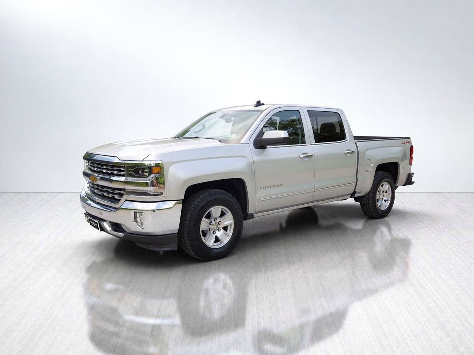2018 Chevrolet Silverado 1500 LTZ Crew Cab 4WD - Image 1
