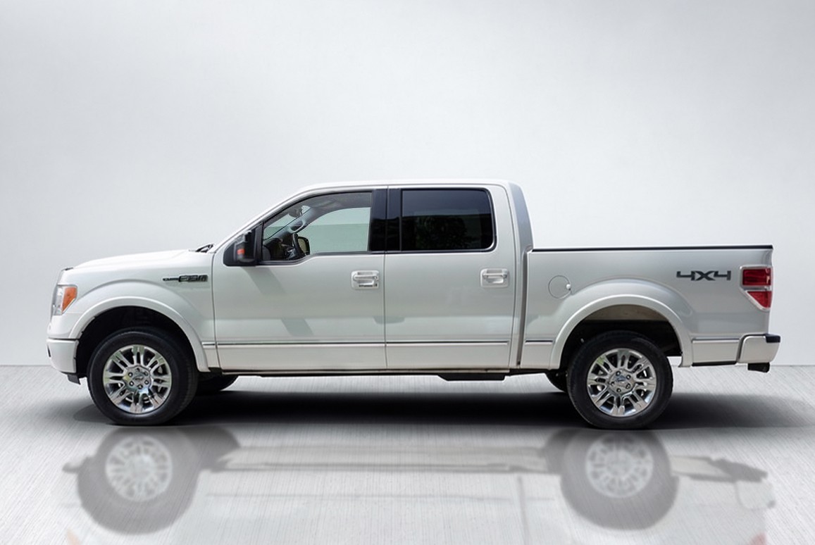2011 Ford F-150 Platinum SuperCrew 4WD thumbnail 3