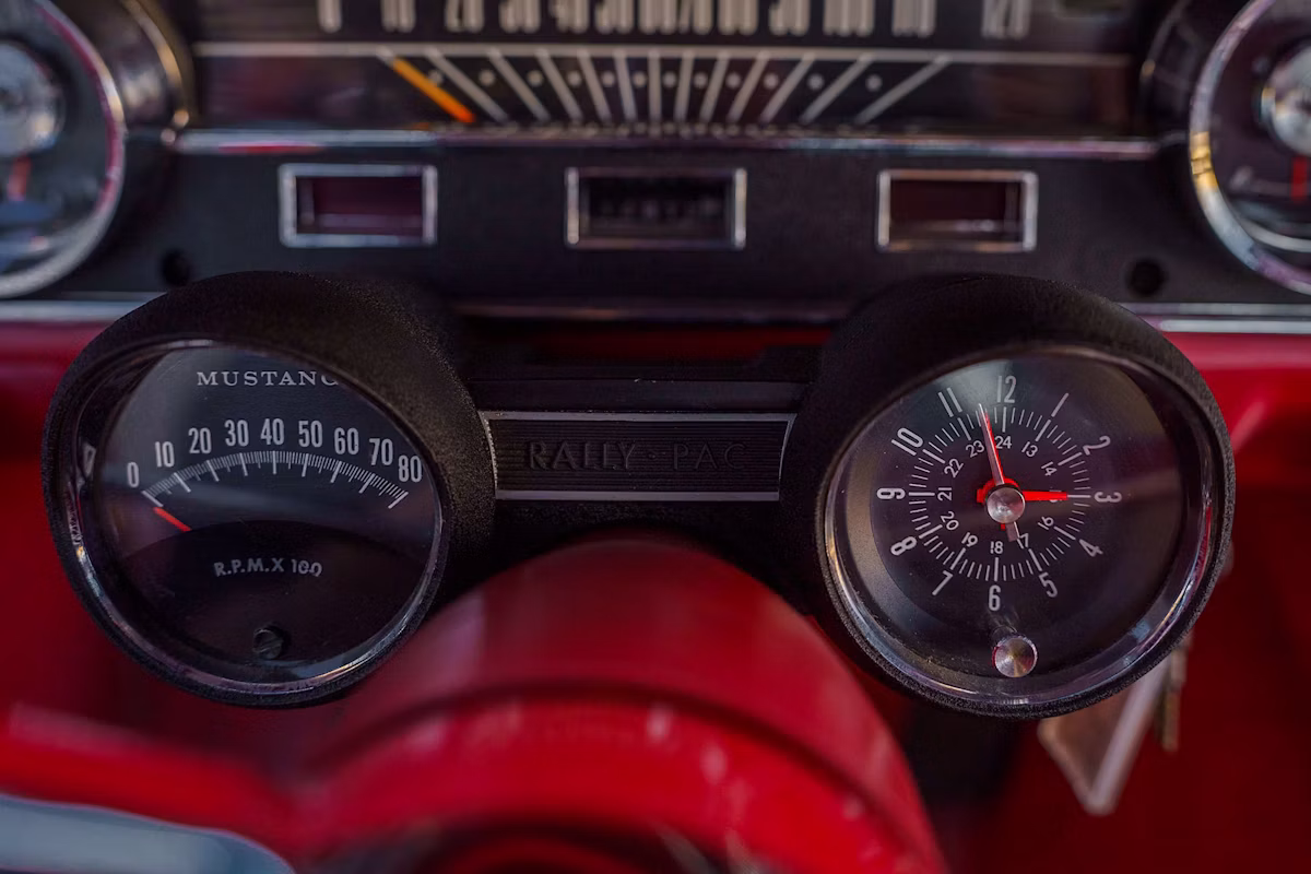 1965 Ford Mustang Coupe K-Code Four-Speed thumbnail 13