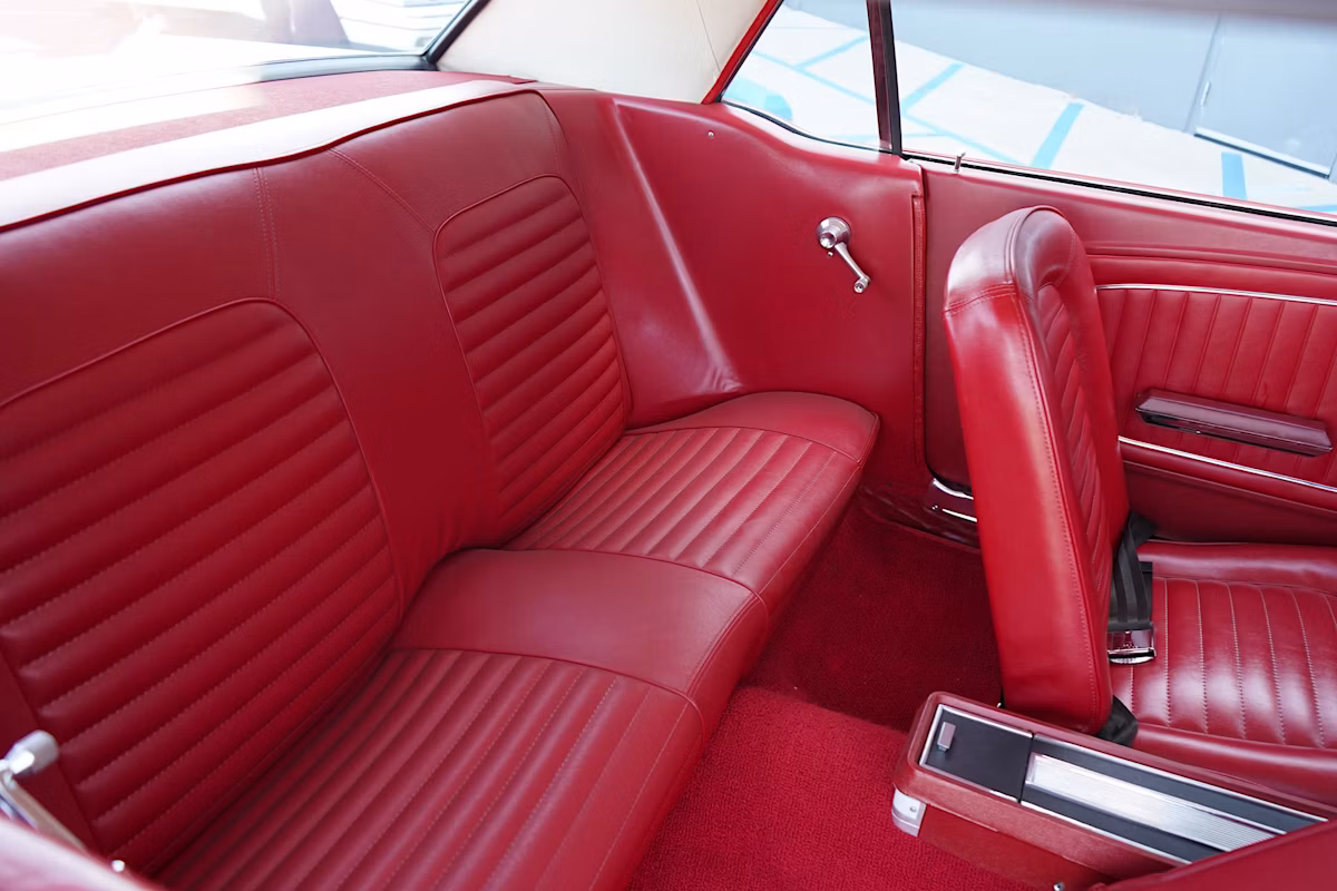 1965 Ford Mustang Coupe K-Code Four-Speed thumbnail 8