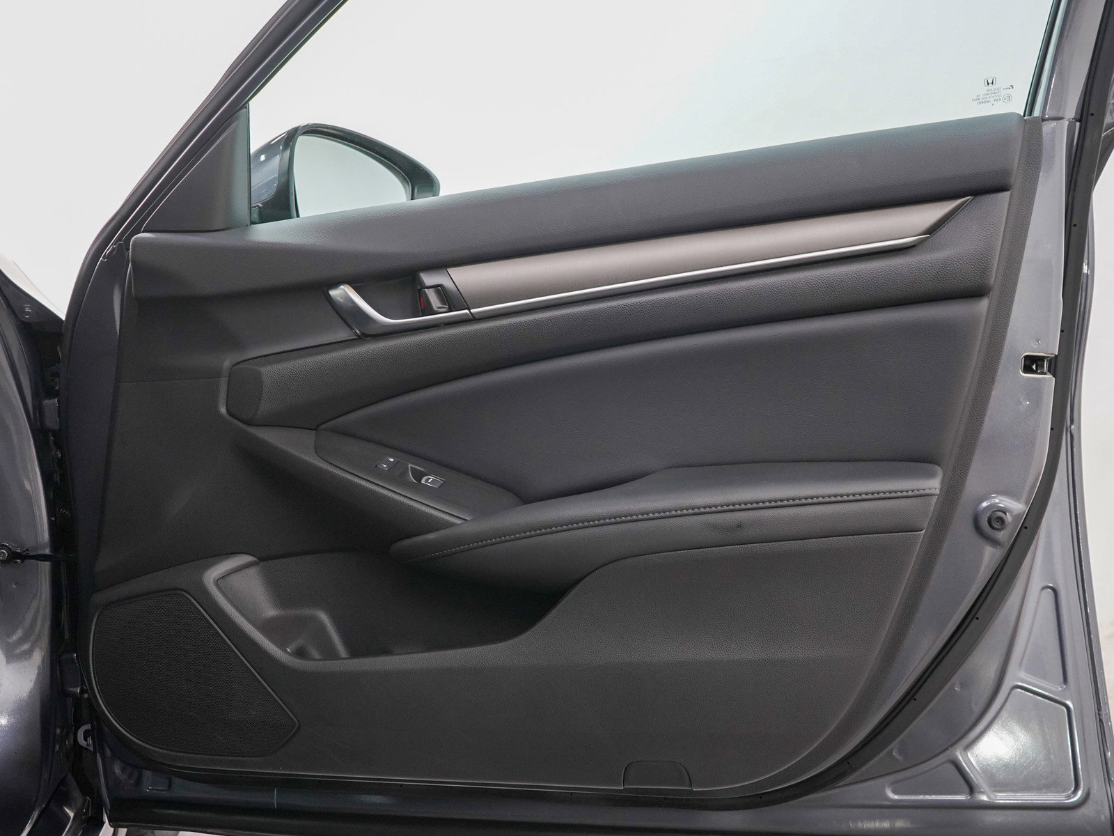 2019 Honda Accord thumbnail 11