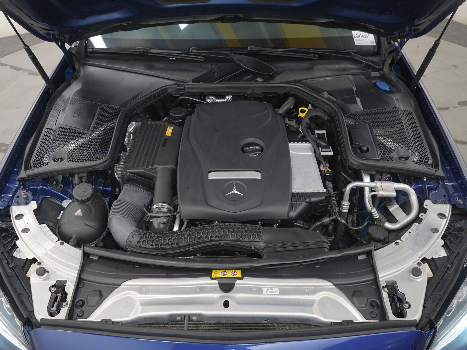 2017 Mercedes-Benz C 300 4MATIC thumbnail 10