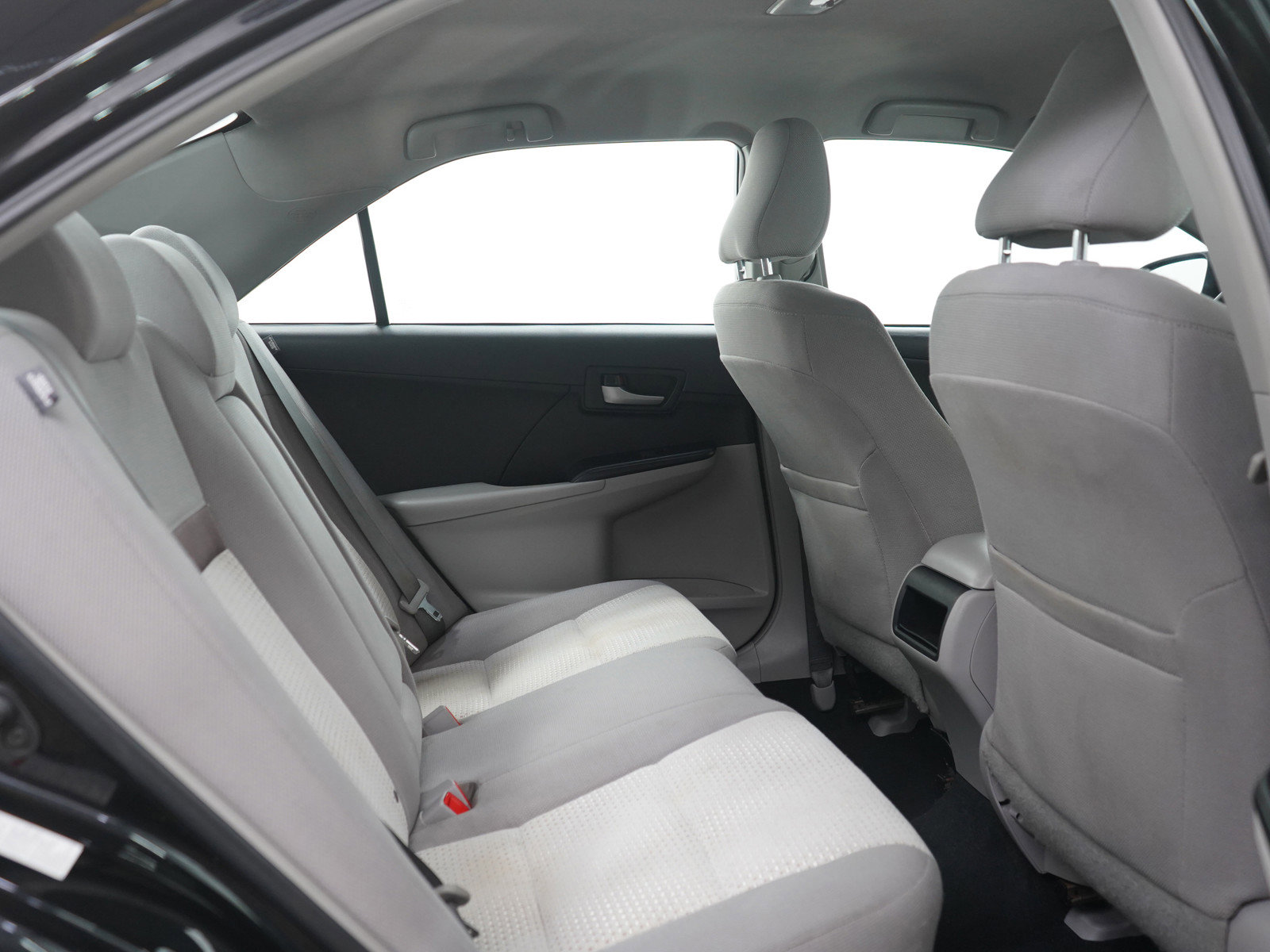 2014 Toyota Camry thumbnail 9