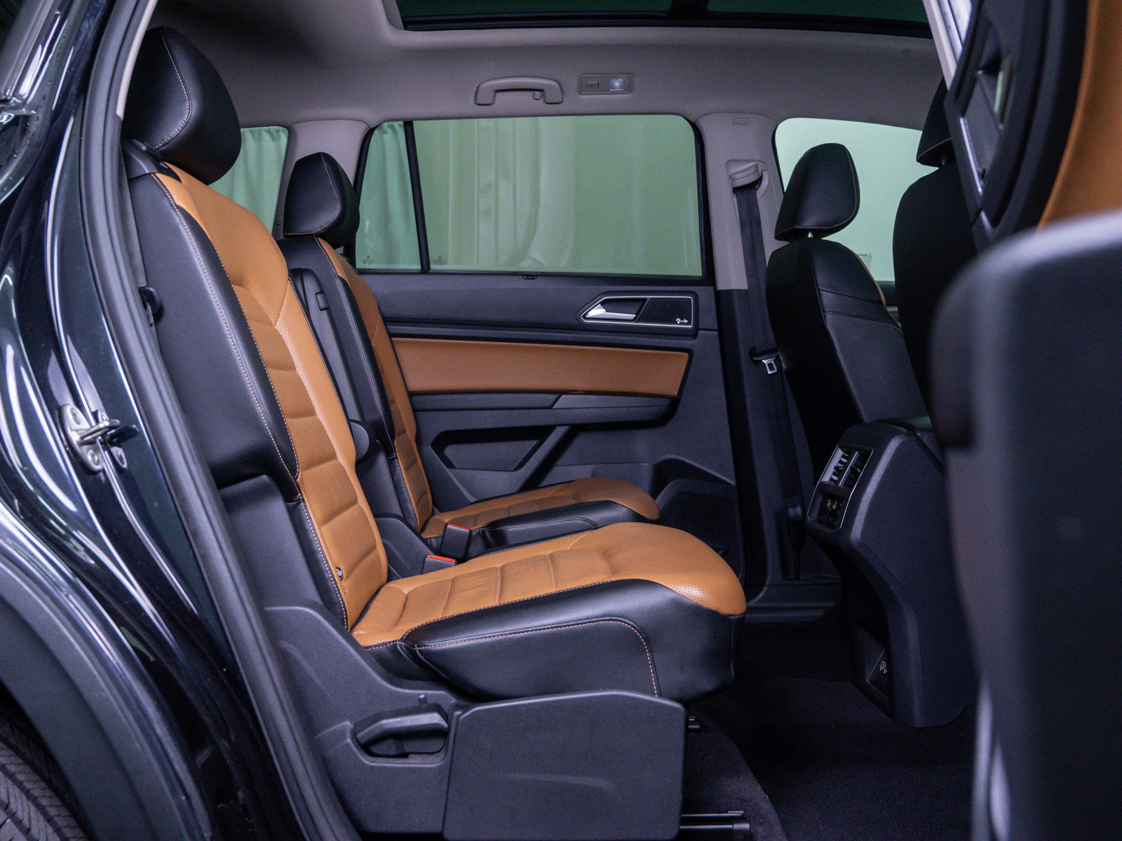 2018 Volkswagen Atlas thumbnail 10